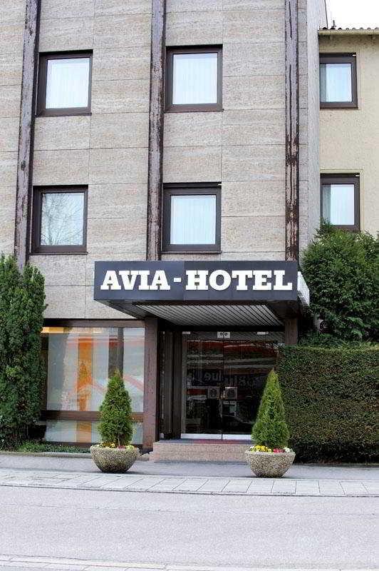 Avia